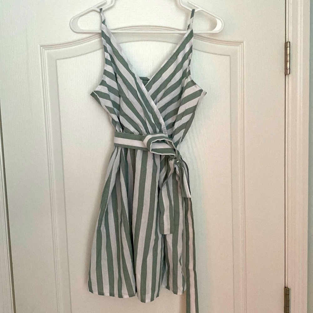 Women’s dress